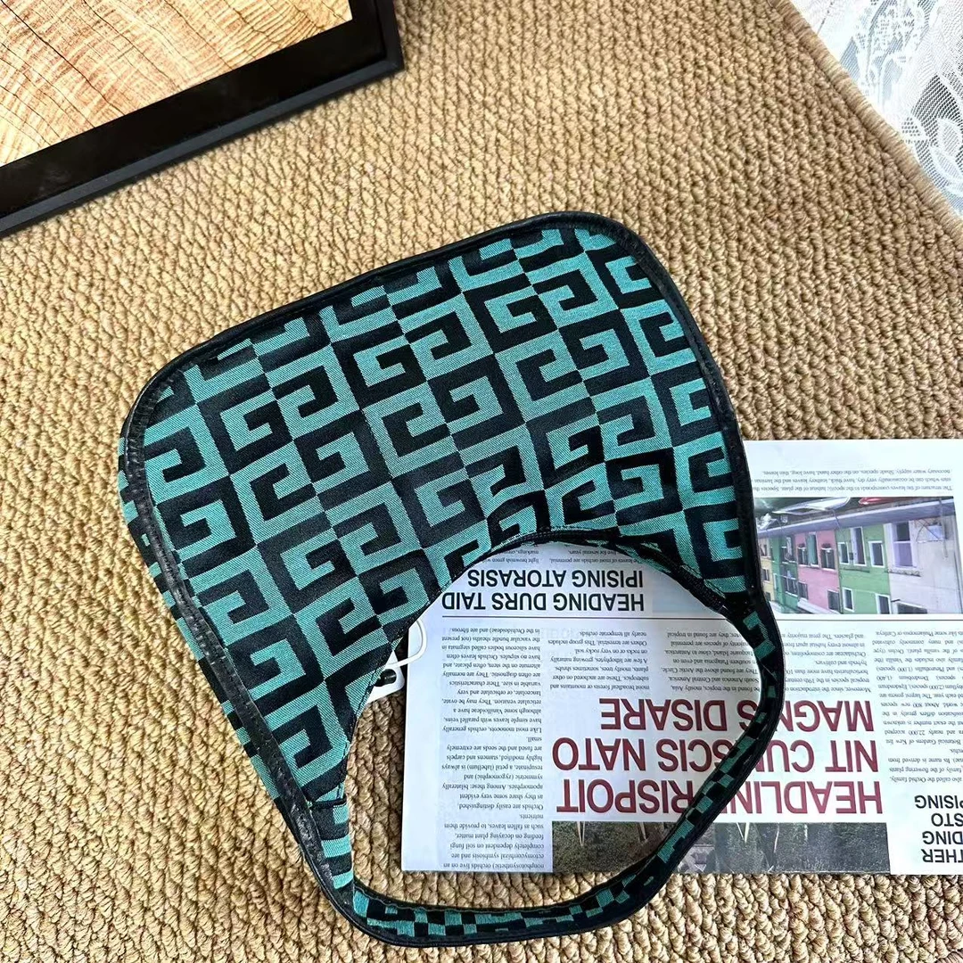 95新 Givenchy/纪梵希 XM/天水碧色满印老花单肩包/ZG01416002特