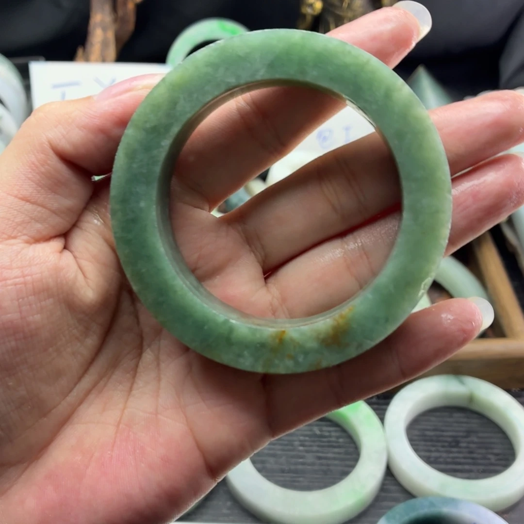 定制翡翠未镶嵌缅甸翡翠A货手镯毛胚定制