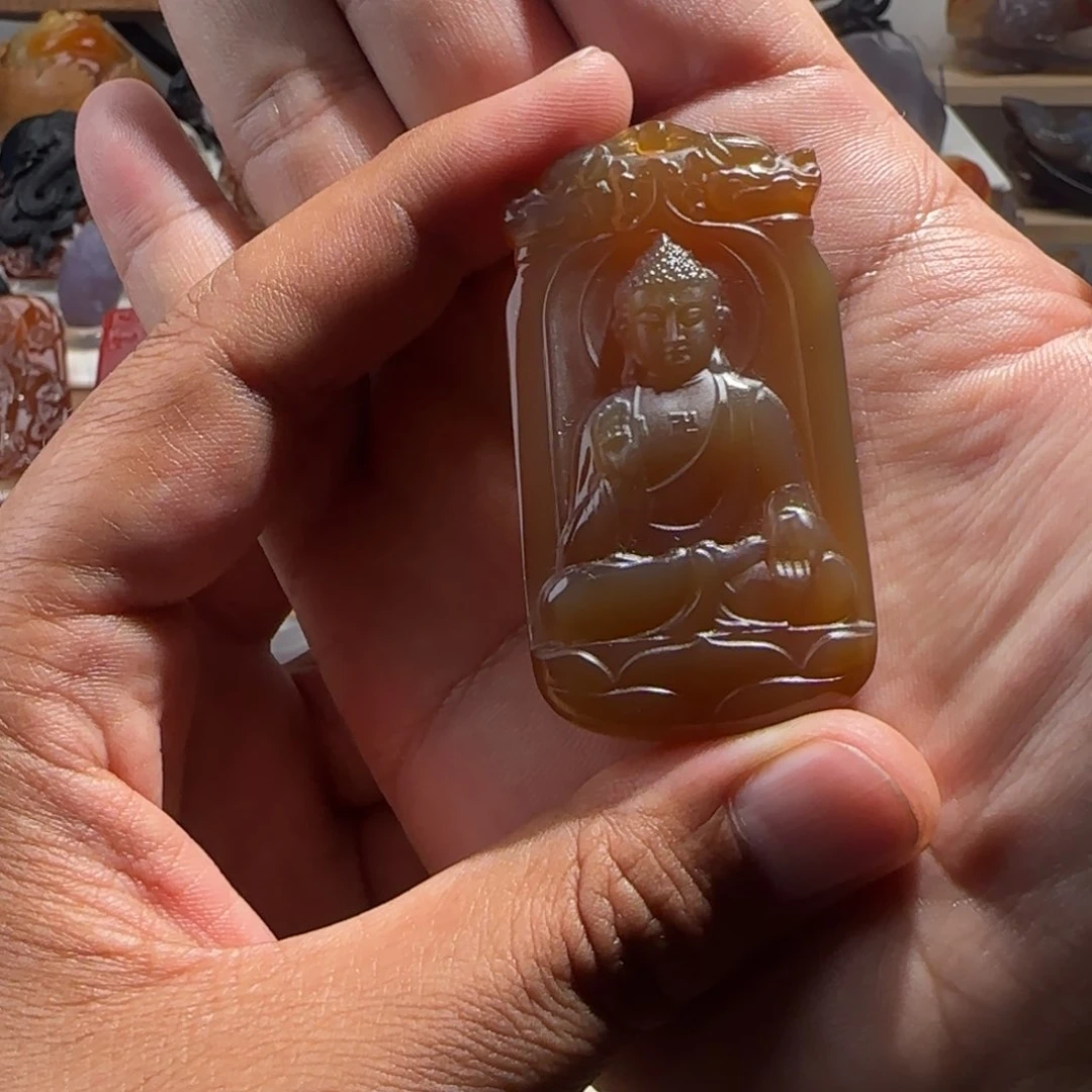 玛瑙/玉髓颈饰未镶嵌请***瓦