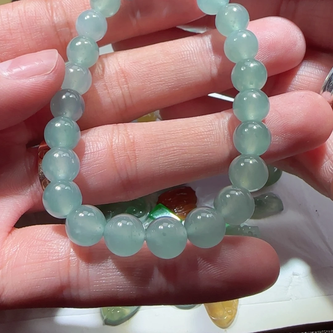 夏***陌定制翡翠未镶嵌缅甸天然珠手串