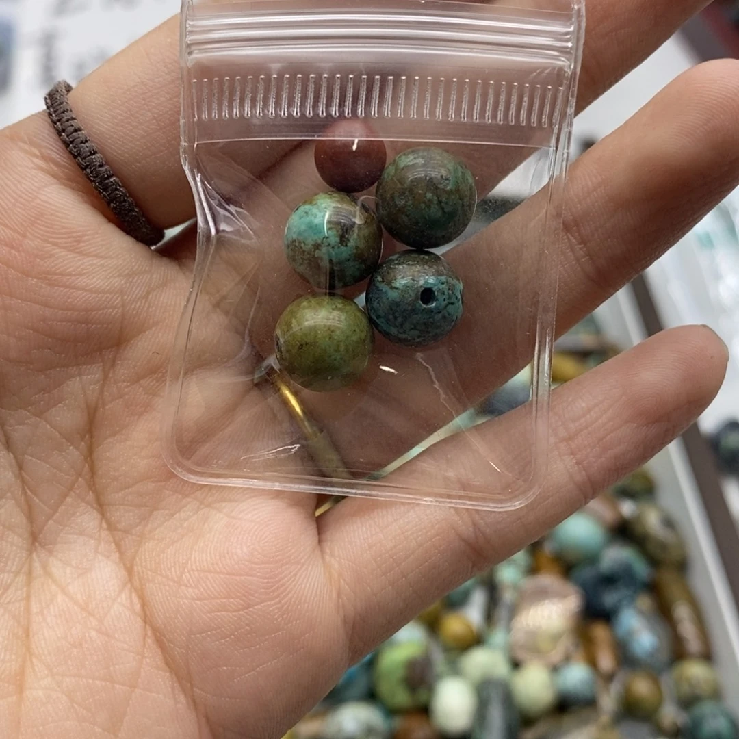 铂***森南红玛瑙未镶嵌珠宝奇石