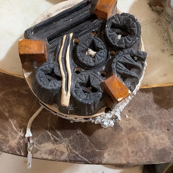 壶静*…………………………………..