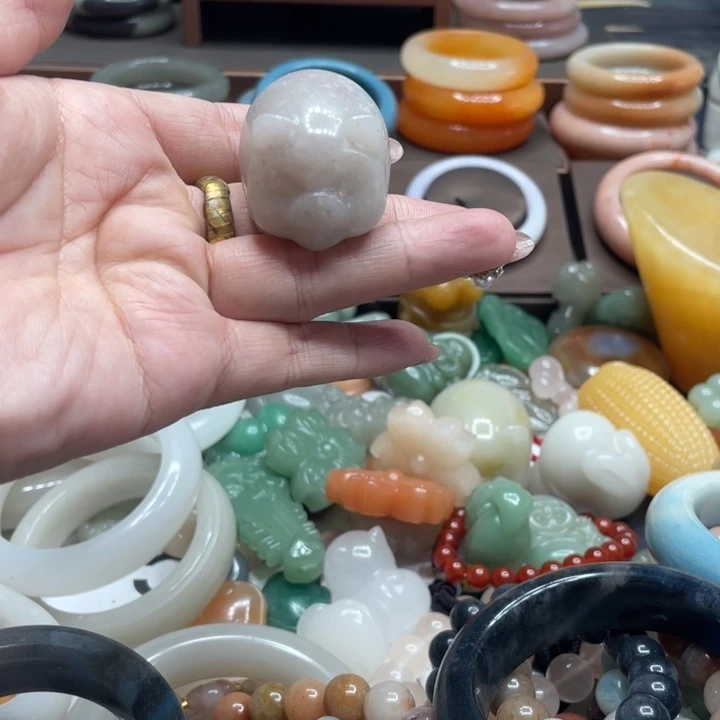 石英质玉手镯合金