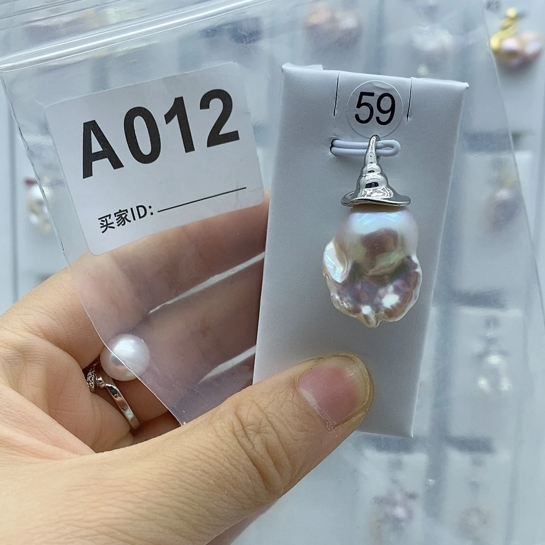 颈饰淡水珍珠钛钢