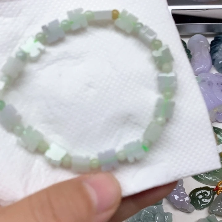 翡翠未镶嵌颈饰天然缅甸翡翠