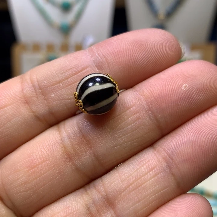 玛瑙/玉髓18K金镶嵌配饰