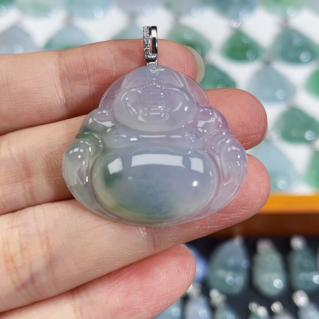 翡翠18K金镶嵌颈饰吊坠