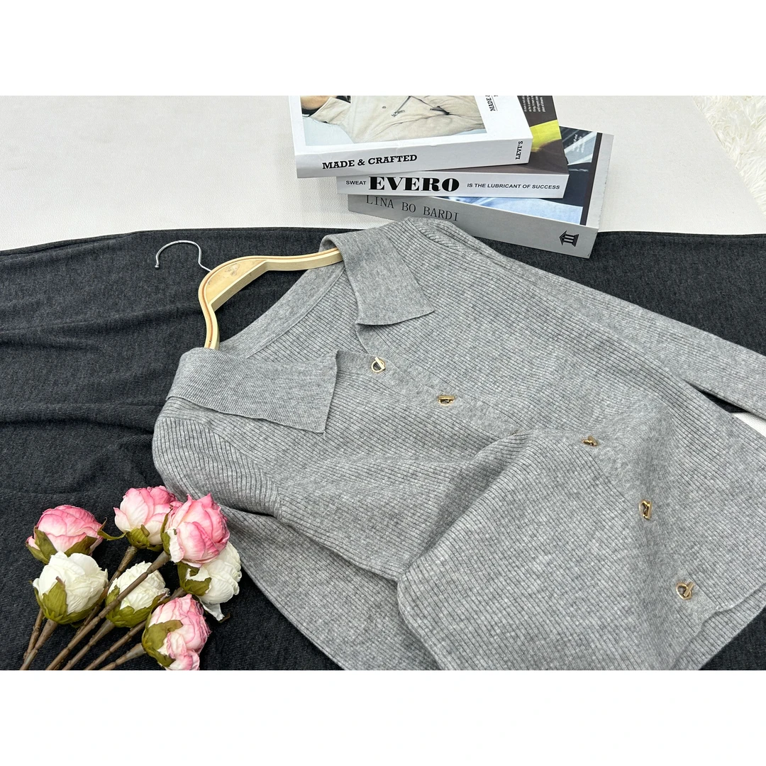 【翻领开衫】百搭简约款针织长袖上衣QC1031