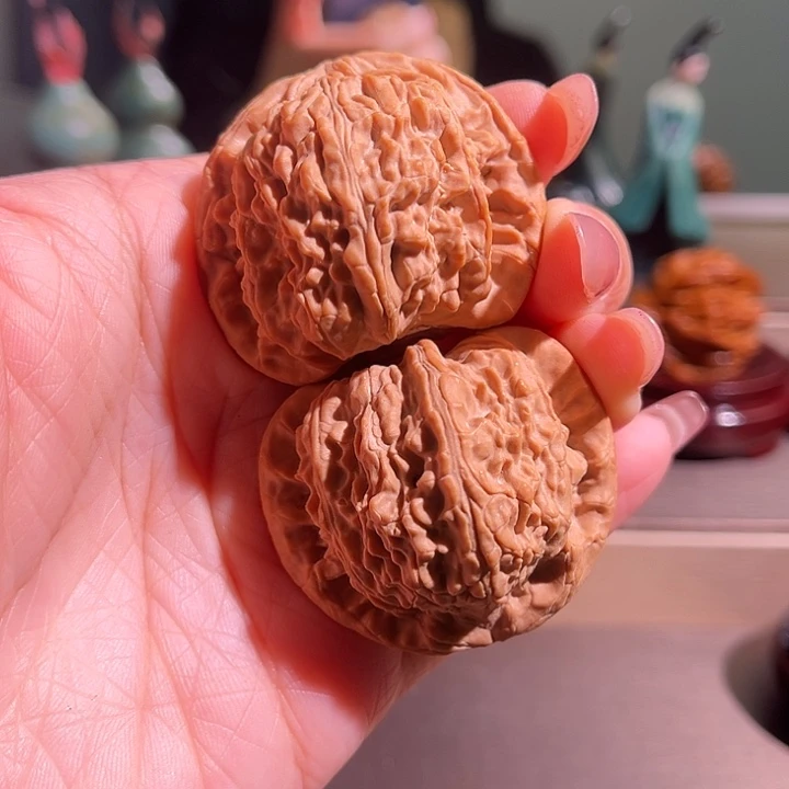 (***)文玩核桃把件白狮子