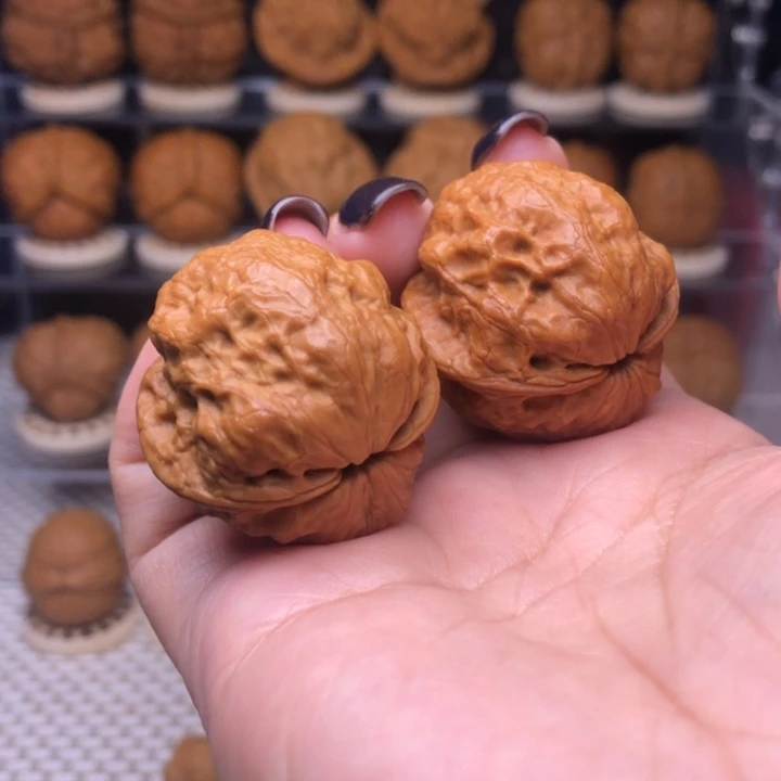 把件文玩核桃50号玉龙小金蟾35尺