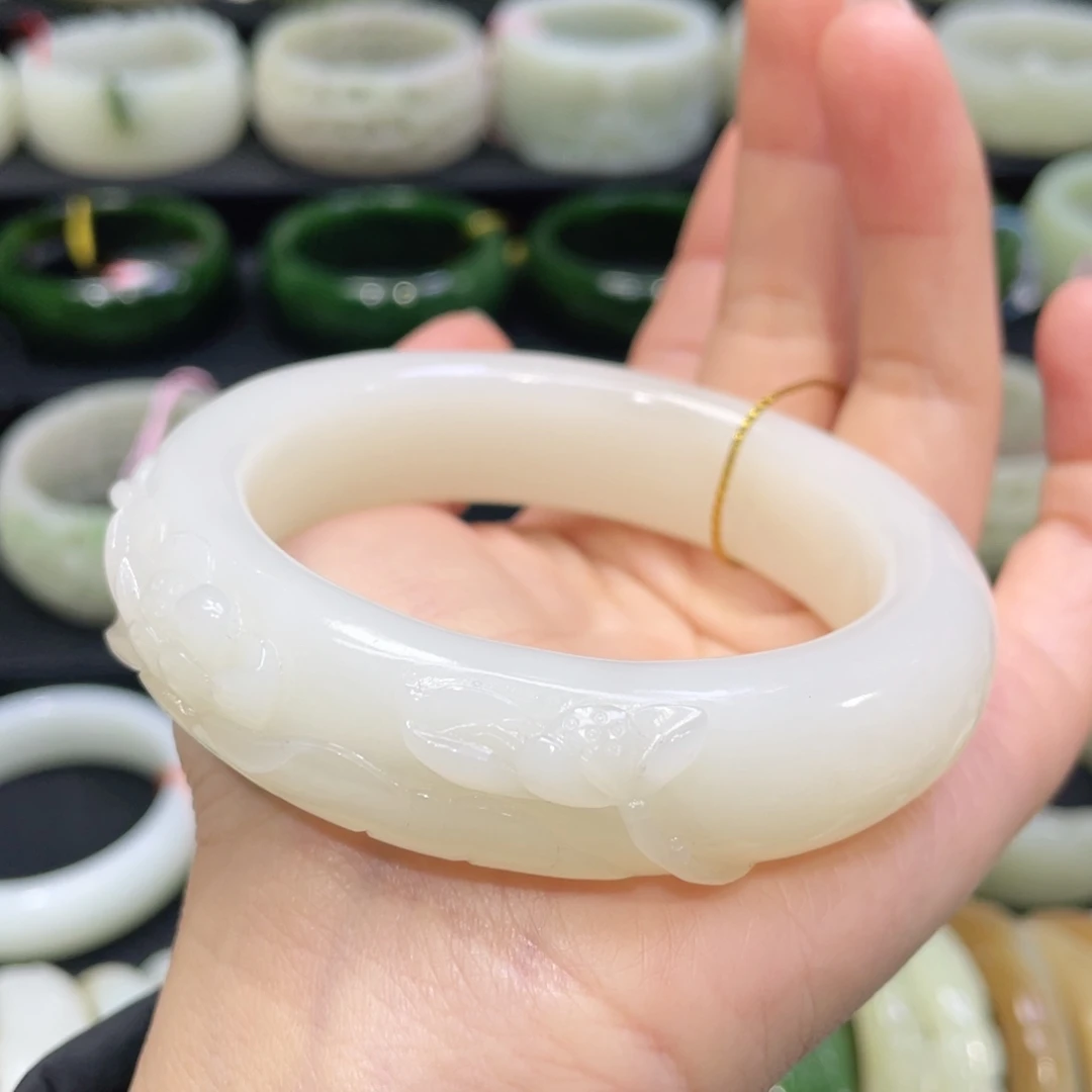 未镶嵌手镯和田玉31