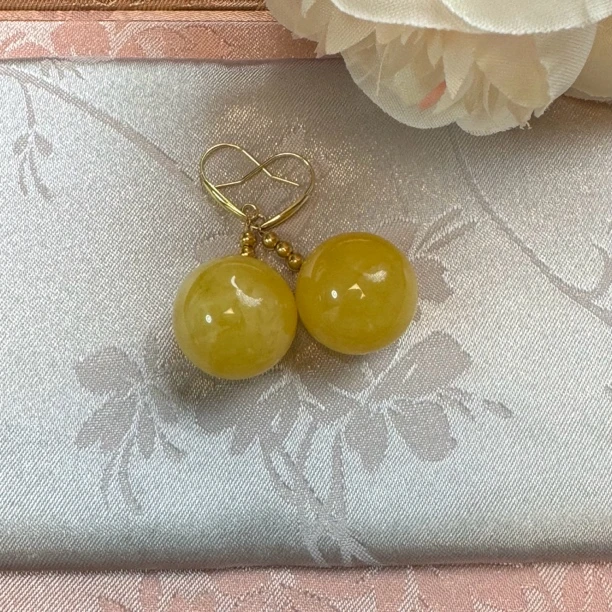 【玉涵珠宝】18K天然蜜蜡设计款耳饰535