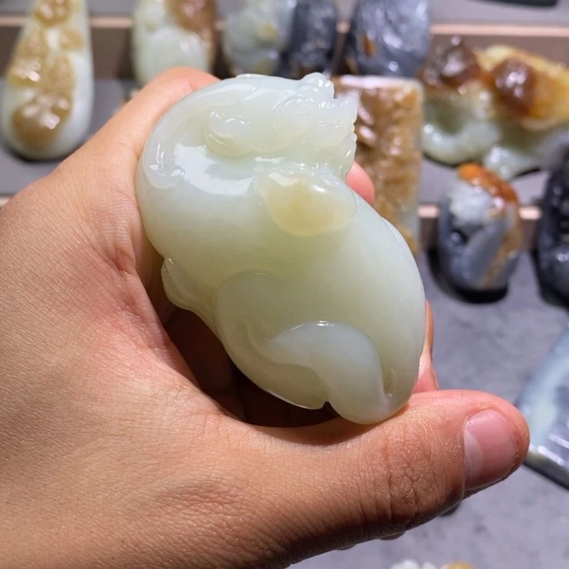 【闪购商品】和田玉把件未镶嵌万**山