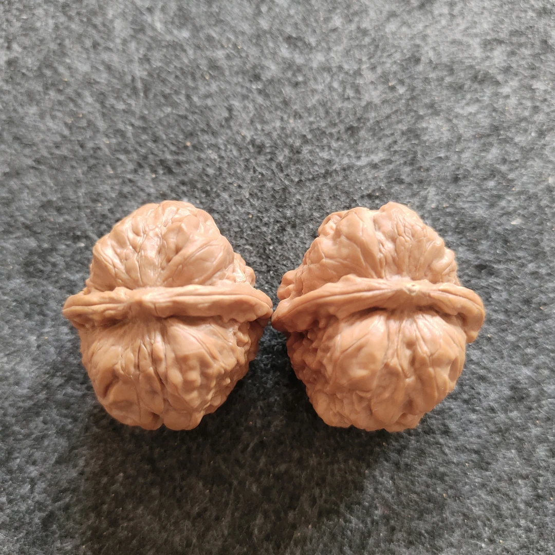 延庆蛤蟆头核桃文玩手把件骨质好上色快