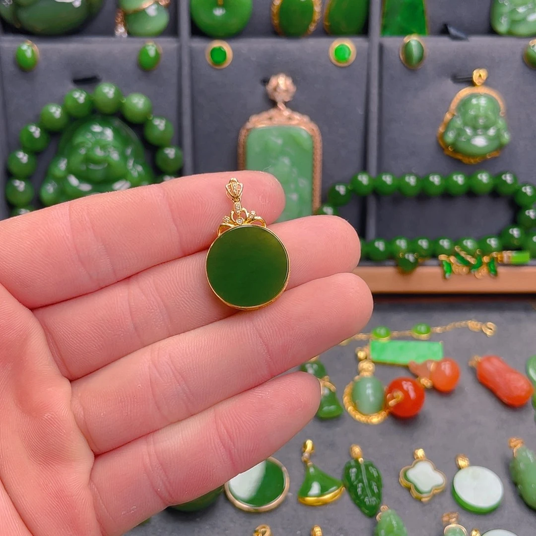 和田玉（碧玉）吊坠(不含链)18K金镶嵌Q**果1450