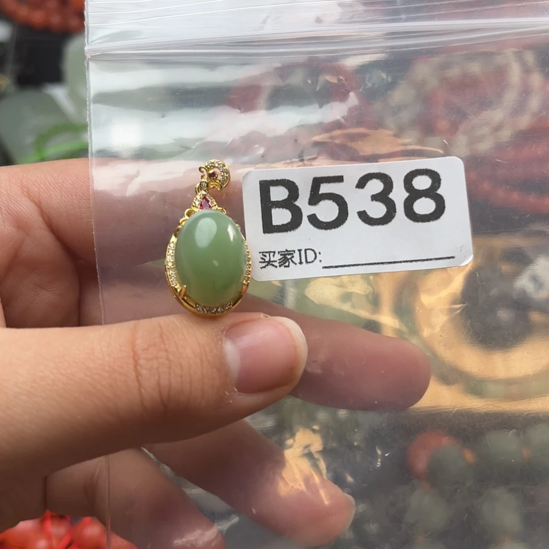 和田玉未镶嵌珠宝奇石