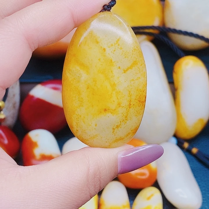 未镶嵌和田玉挂件