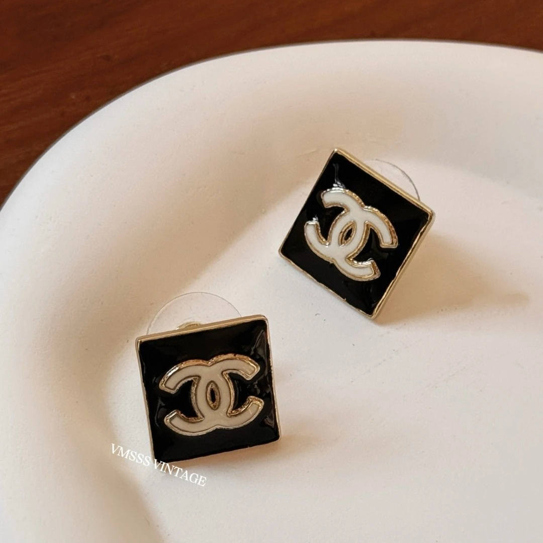 99新 Chanel/香奈儿 黑色满钻双层双clogo耳钉/20778 经典时尚ins