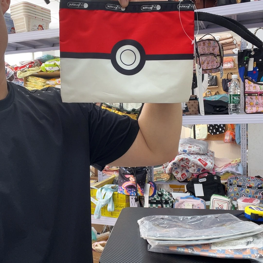 PU化妆包等产品和产品