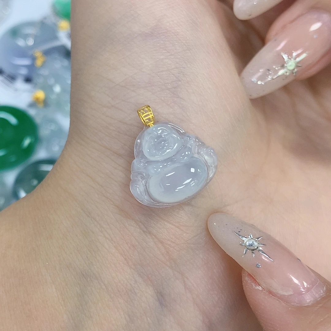 颈饰18K金镶嵌翡翠