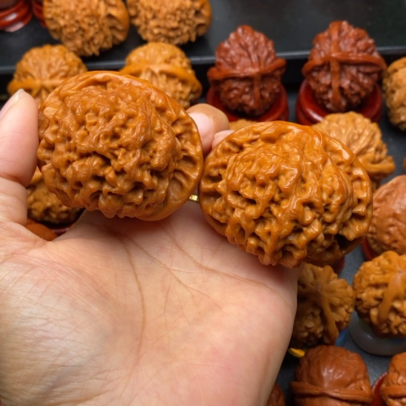 【闪购商品】文玩核桃把件51官帽