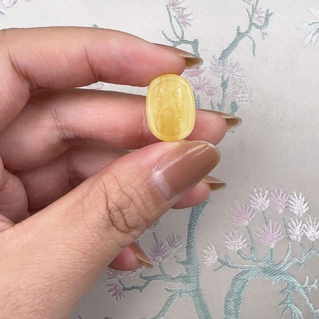 蜜蜡吊坠(不含链)未镶嵌