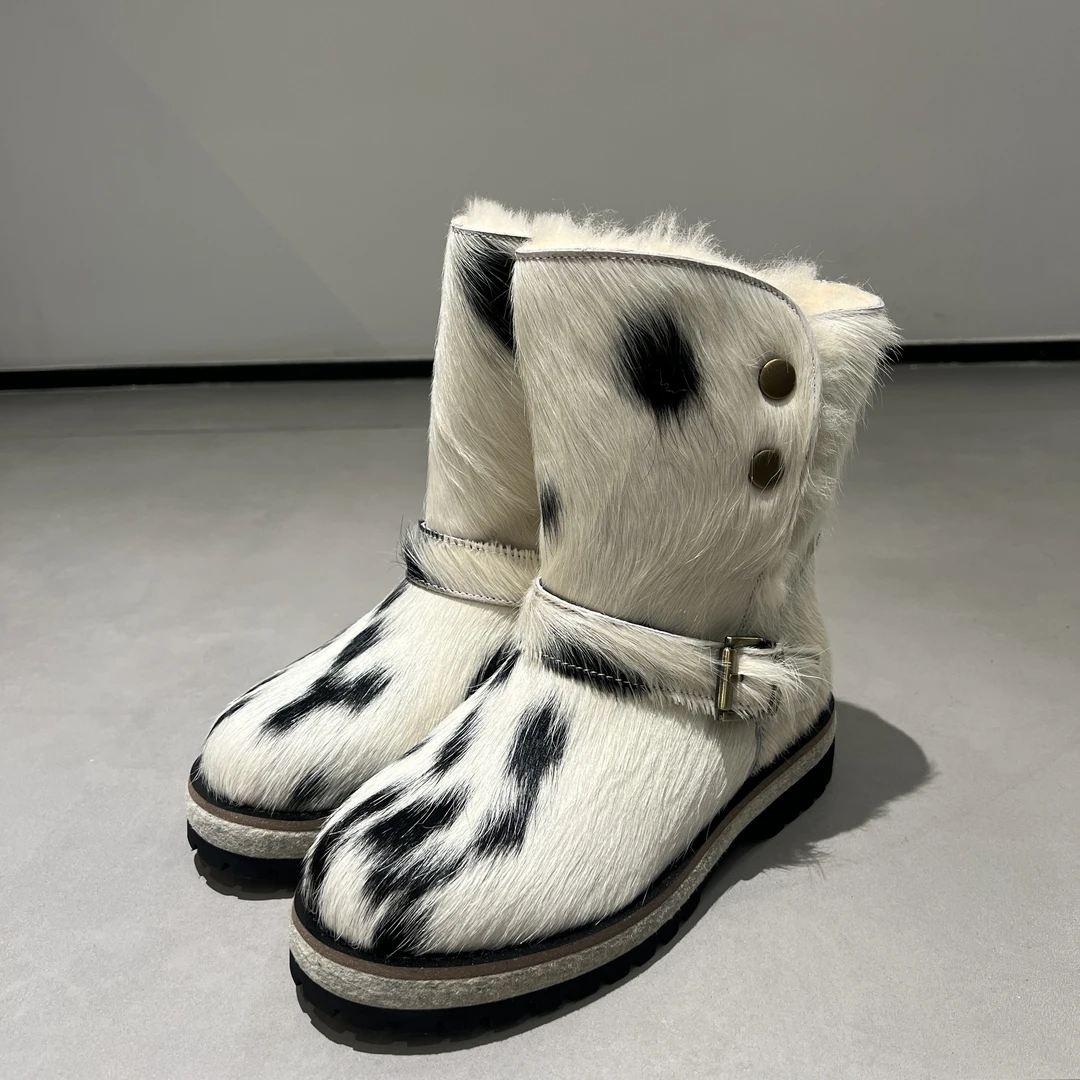 26613马皮毛一体雪地靴加绒加厚保暖冬季防水时尚百搭黑白棕白