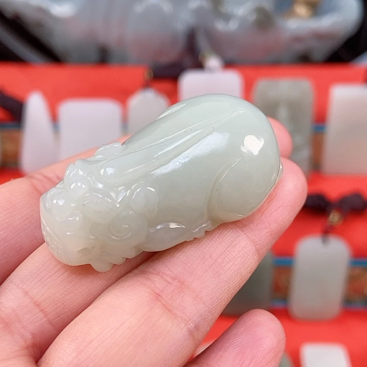【闪购商品】颈饰未镶嵌和田玉
