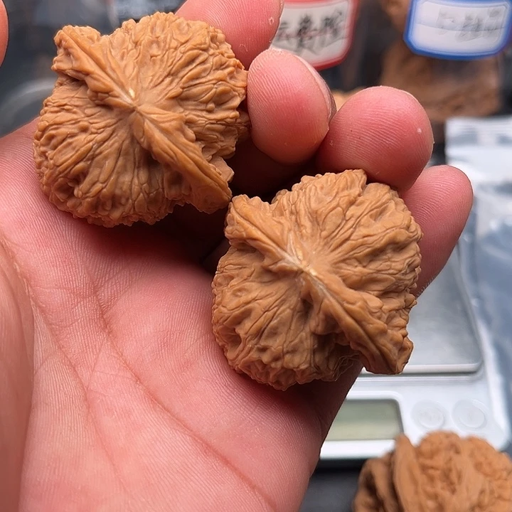 文玩核桃把件南疆42