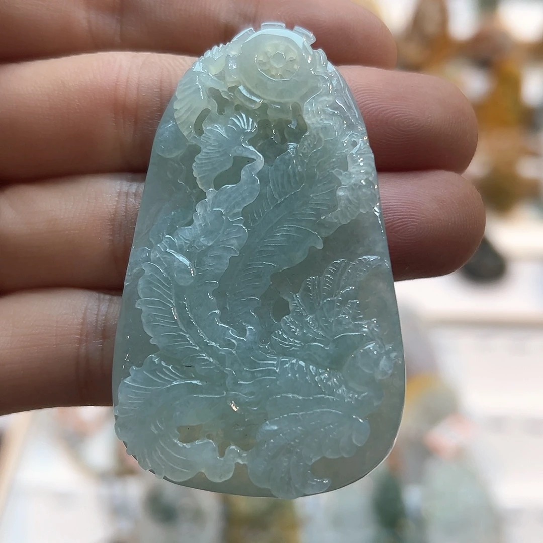 颈饰未镶嵌翡翠挂件