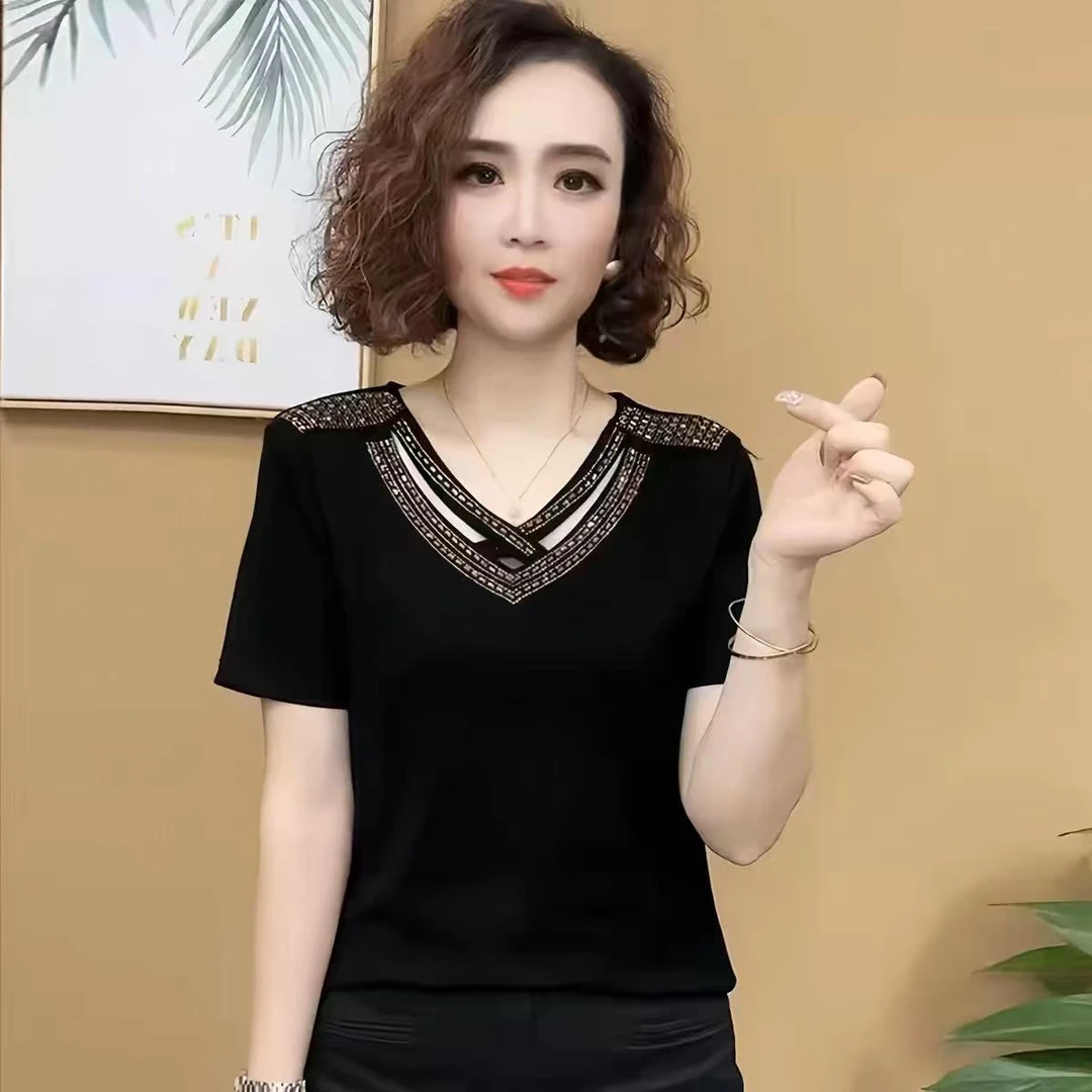 【2025夏季】网红爆款时尚小心机交叉2025春夏短袖重工百搭烫钻显瘦