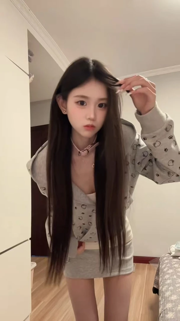 甜美可爱凯迪猫印花复古灰高级感开衫卫衣修身遮肉短裙睡衣套装秋