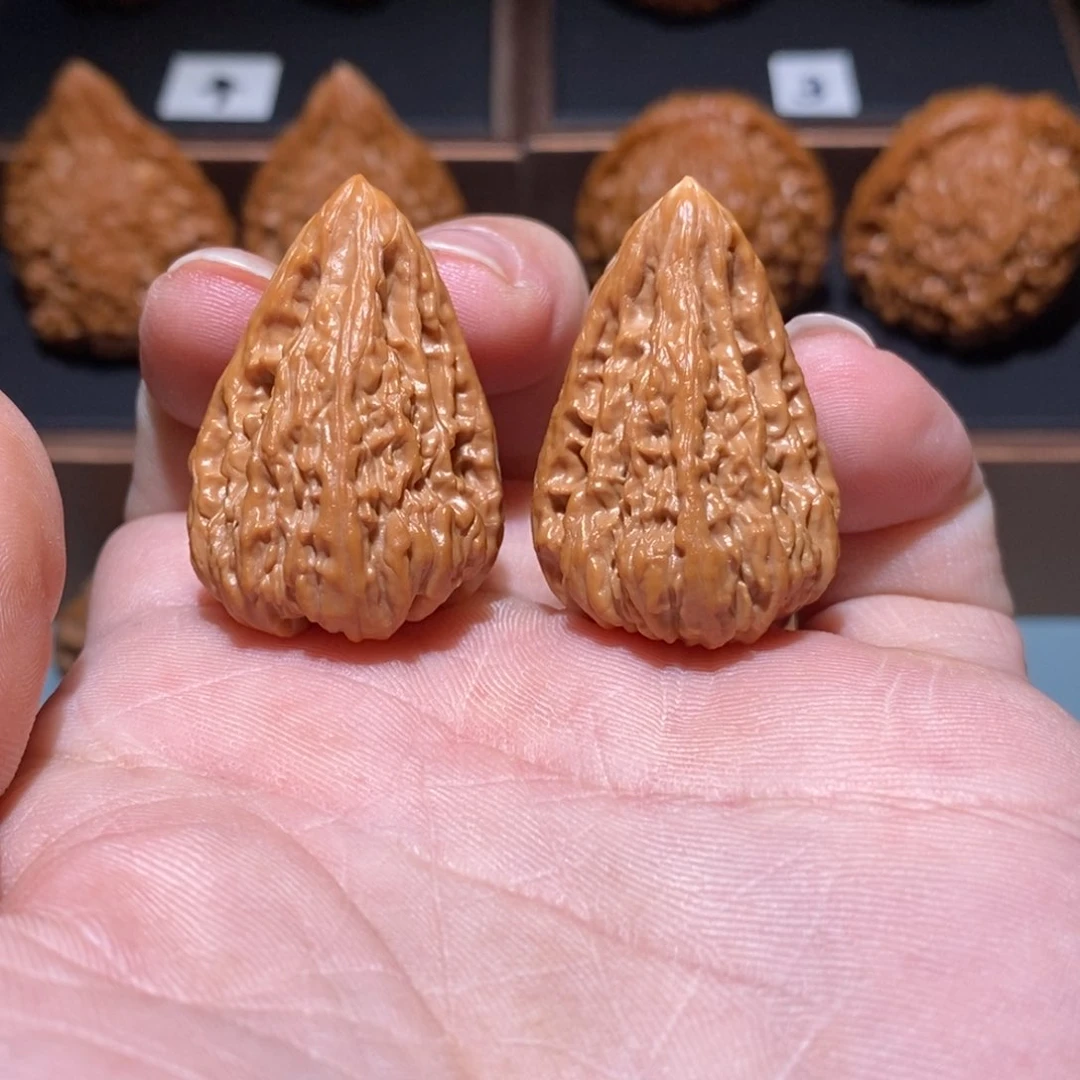 吊坠文玩核桃柒**逻塔尖