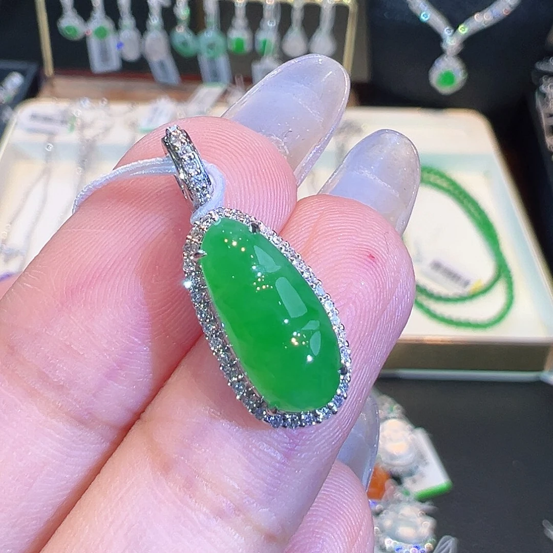 翡翠18K金镶嵌吊坠(不含链)翡翠