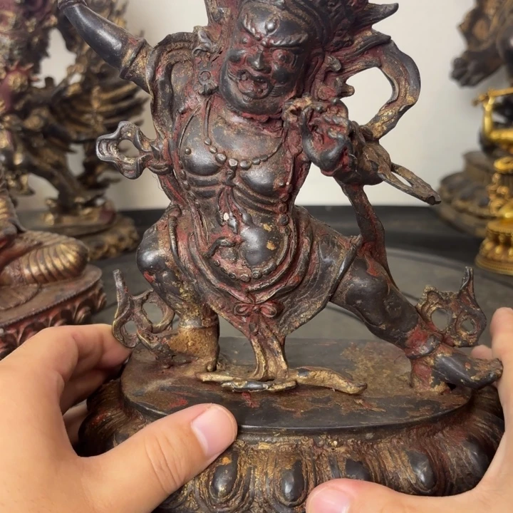 金刚手菩萨黄铜摆件