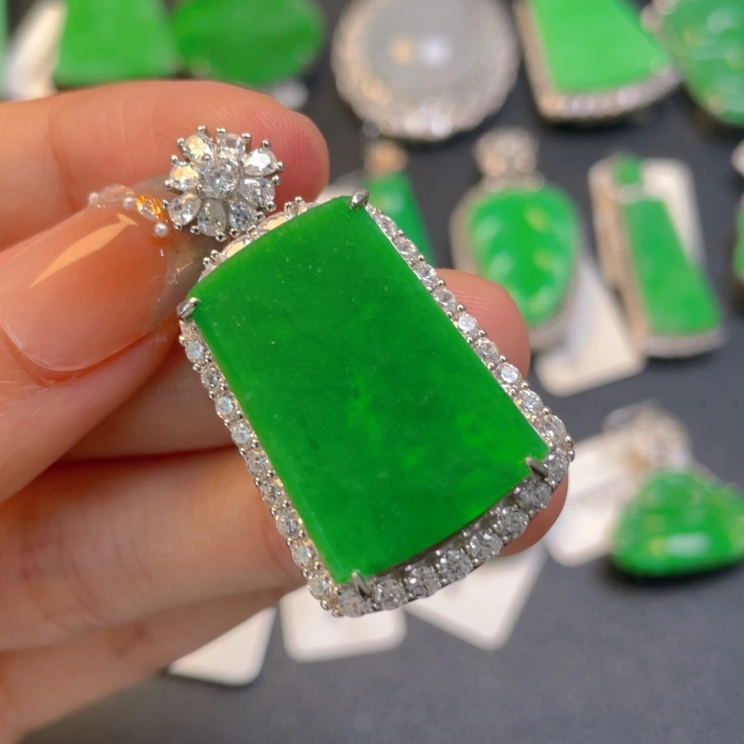 翡翠银S925镶嵌颈饰