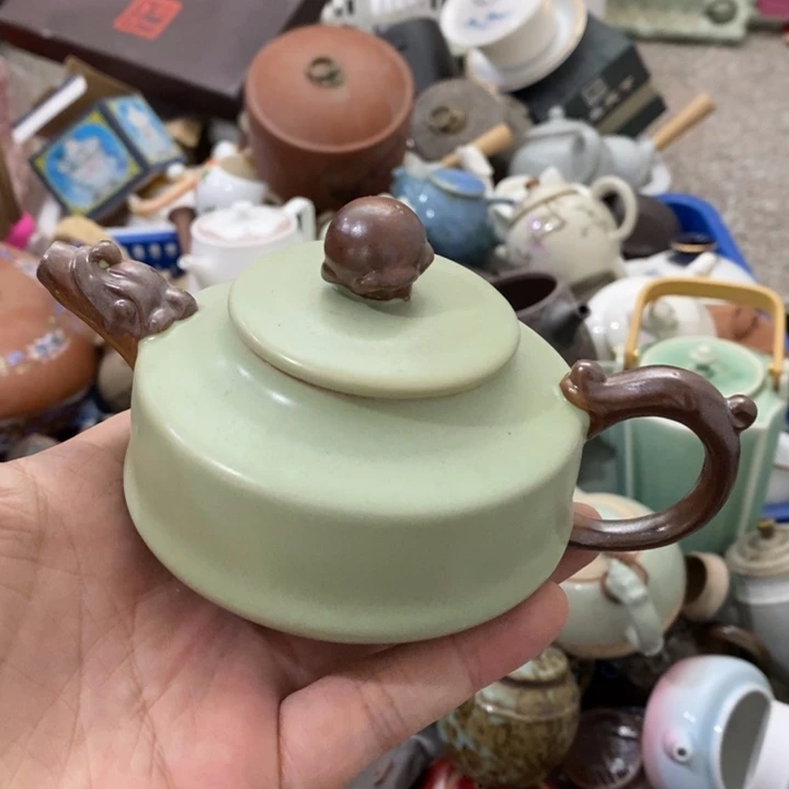 陶瓷艺术品及陶瓷壶