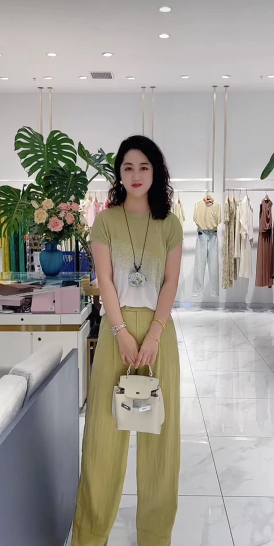 绿色休闲直筒裤