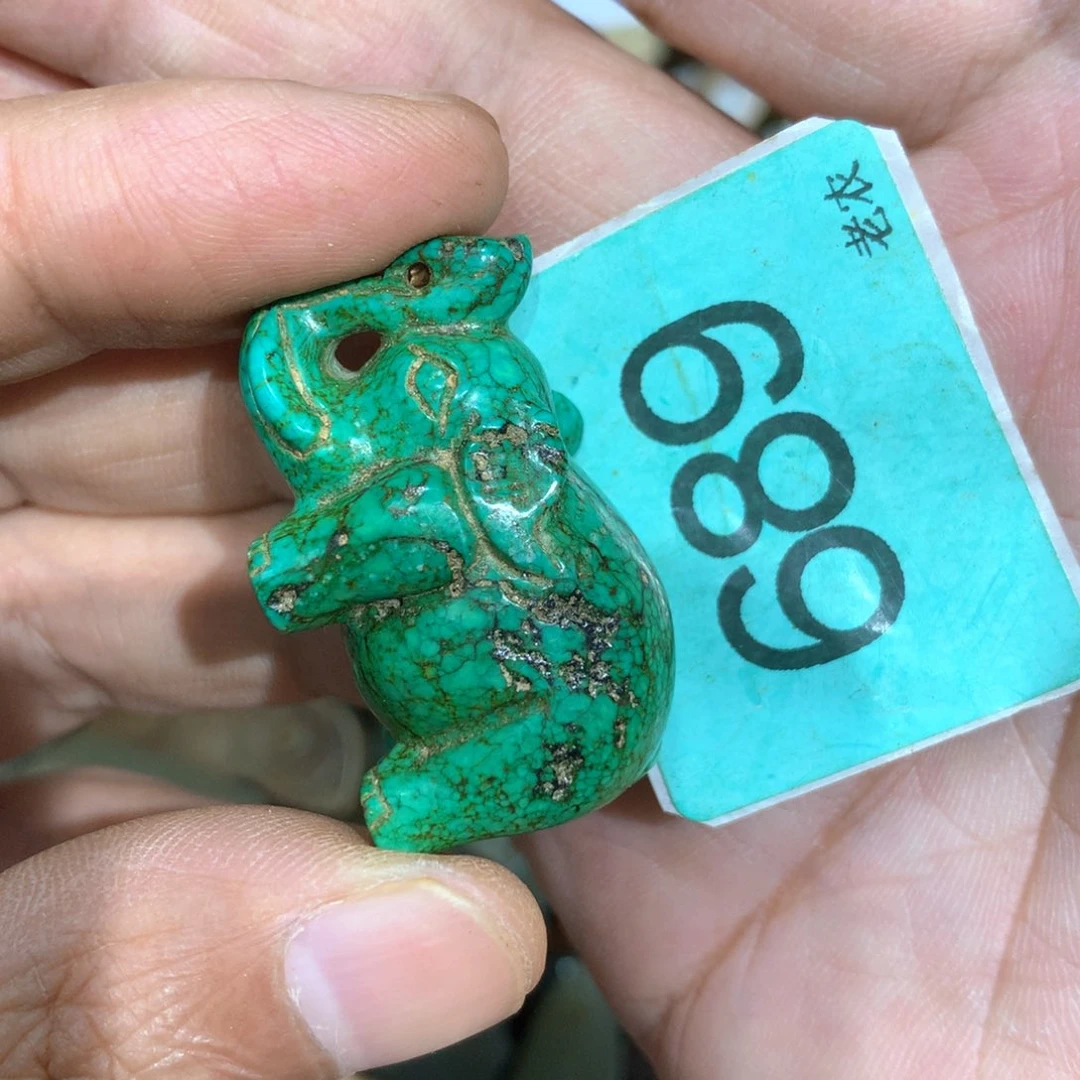 未镶嵌和田玉挂件