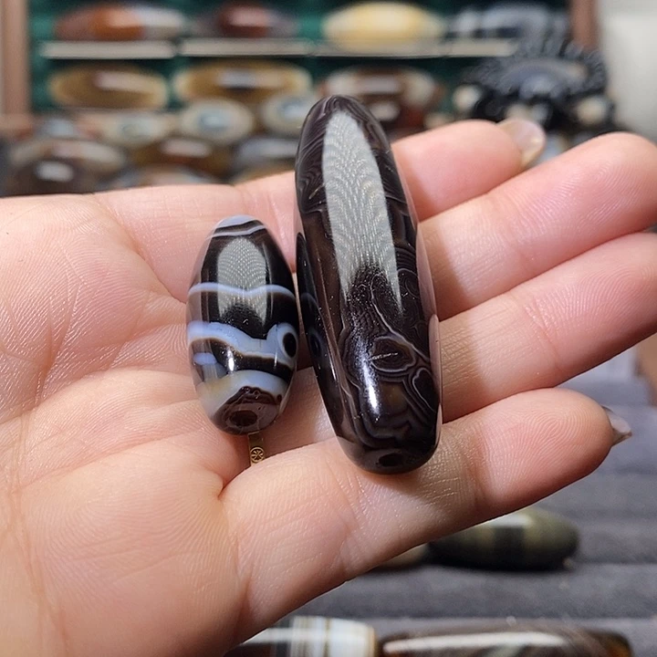 豆****玛瑙/玉髓未镶嵌吊坠(不含链)