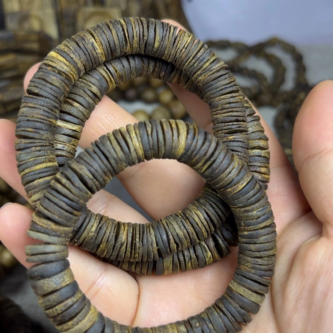 沉香沉香碎屑蓝宝石沉水药片珠1.0单圈多样性发一