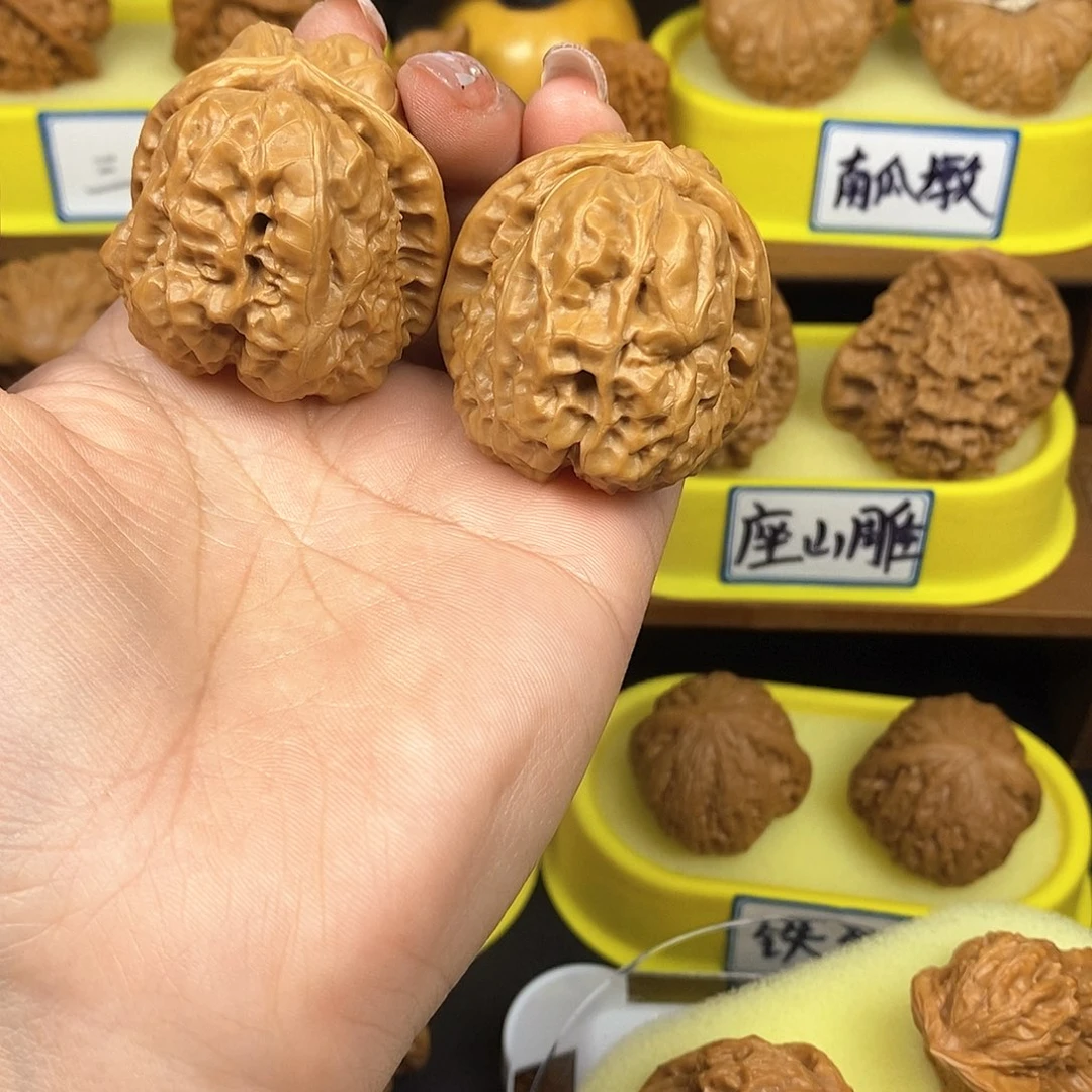 核桃蛤蟆头 文玩/木作/... 文玩把件