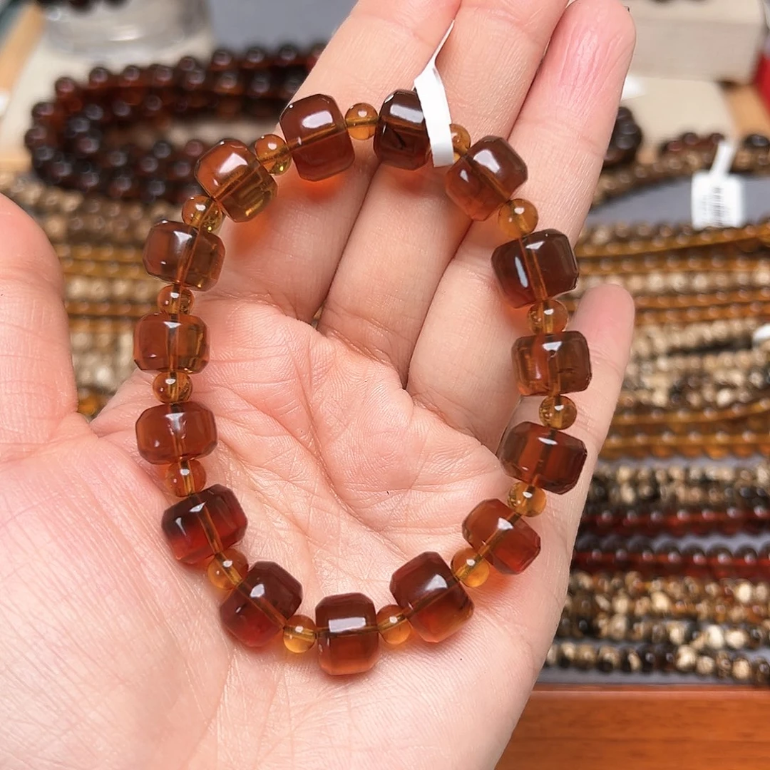 琥珀未镶嵌裸石抚顺琥珀十一10652