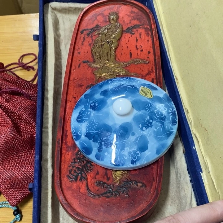 摆件中古工艺品一件