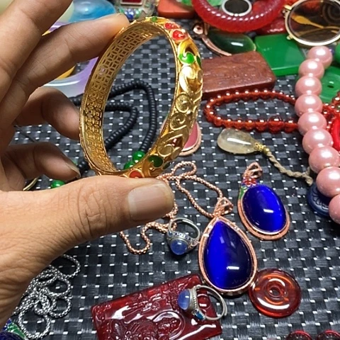 瓷片瓷器紫砂壶摆件