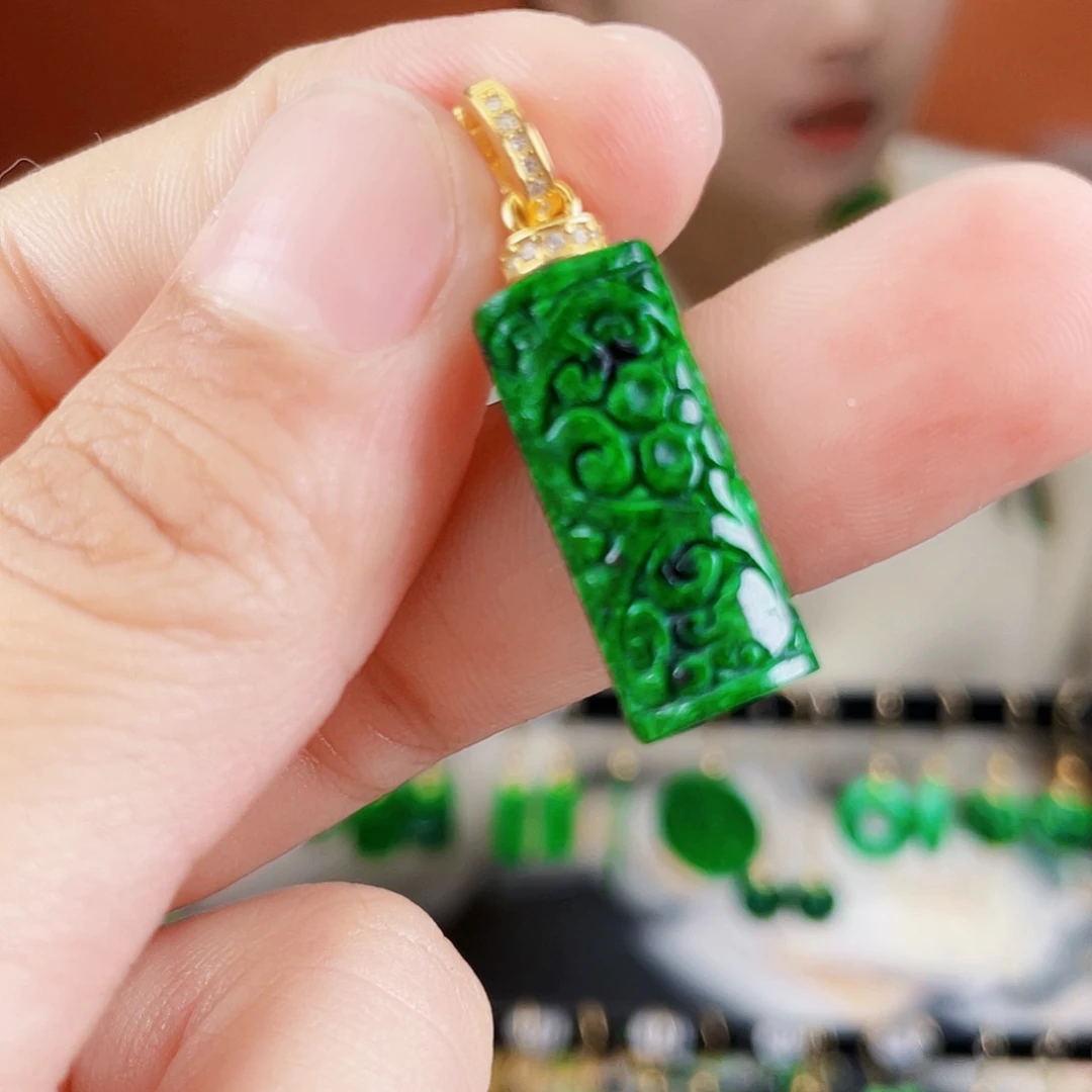 翡翠未镶嵌耳饰饰品