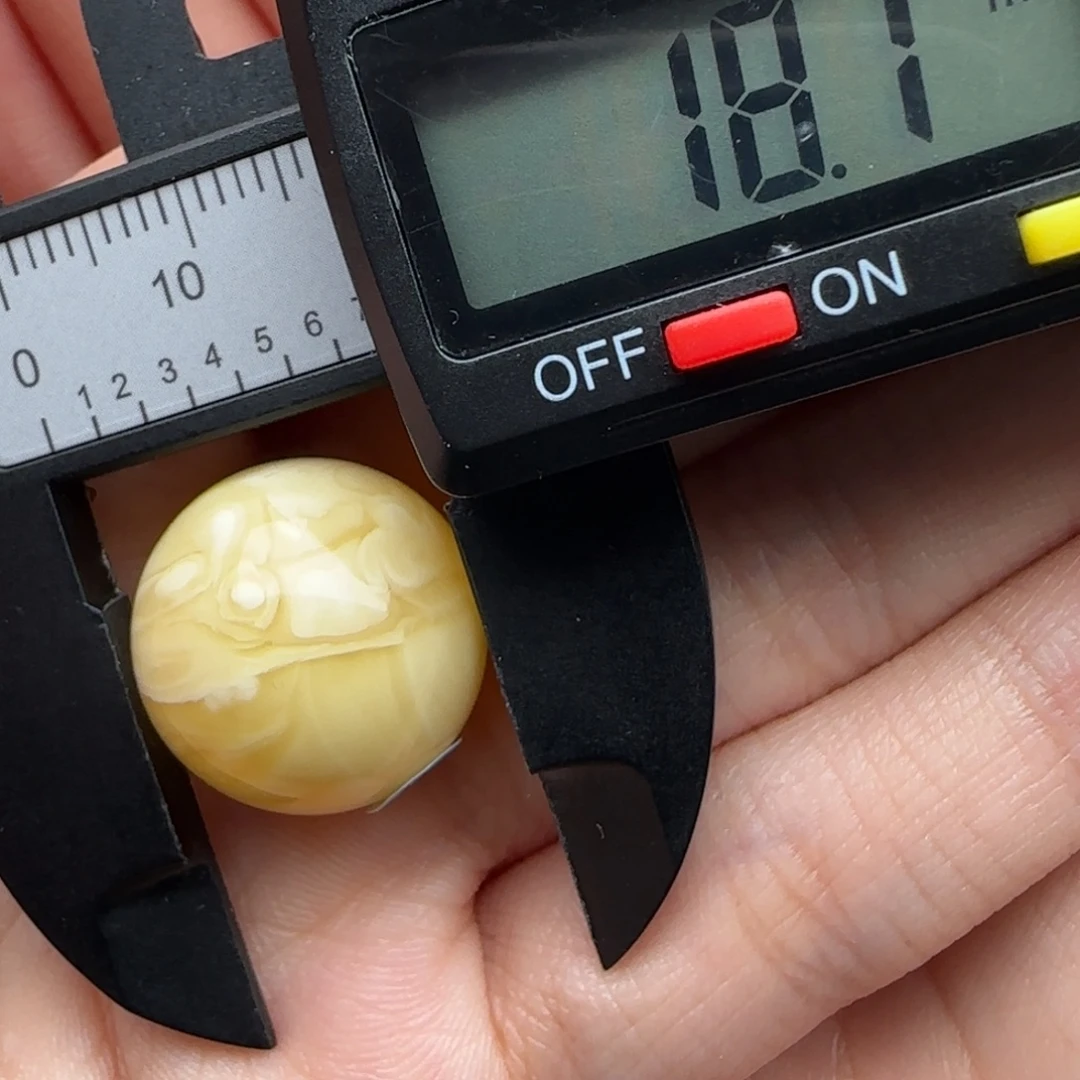 断***悟蜜蜡未镶嵌裸石飘花圆珠