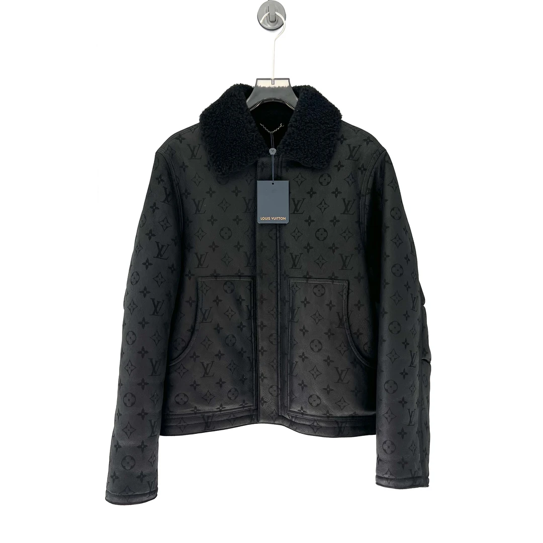 未使用 LouisVuitton/路易威登 满印压纹皮夹克外套/48码（北京）