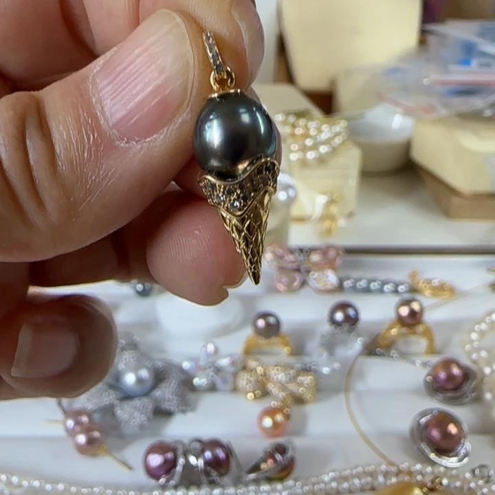 海水珍珠冰激凌款绿的有纹银S925镶嵌