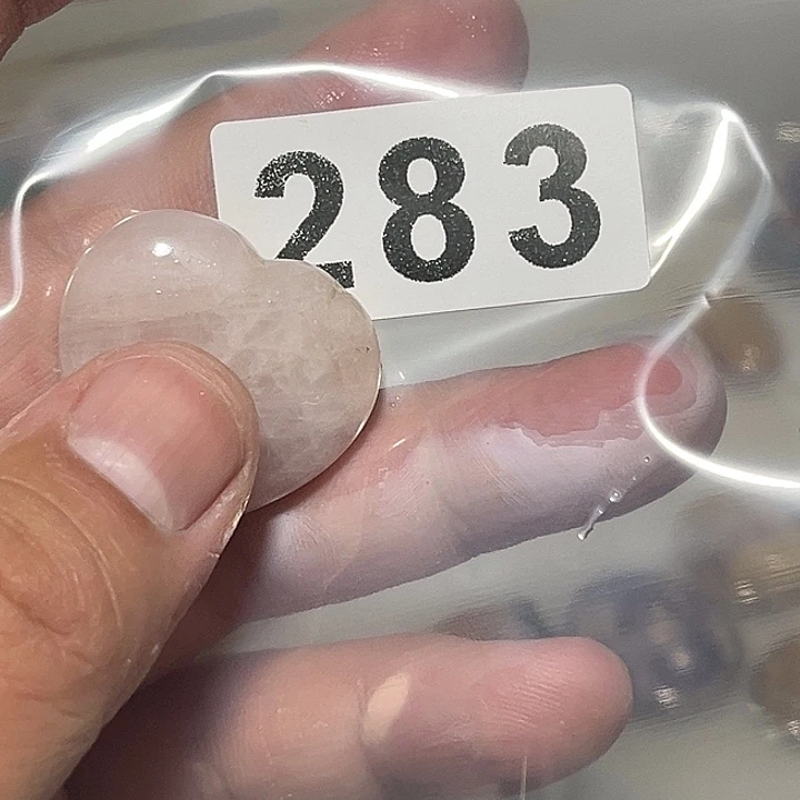未镶嵌水晶大型摆件（非配饰）